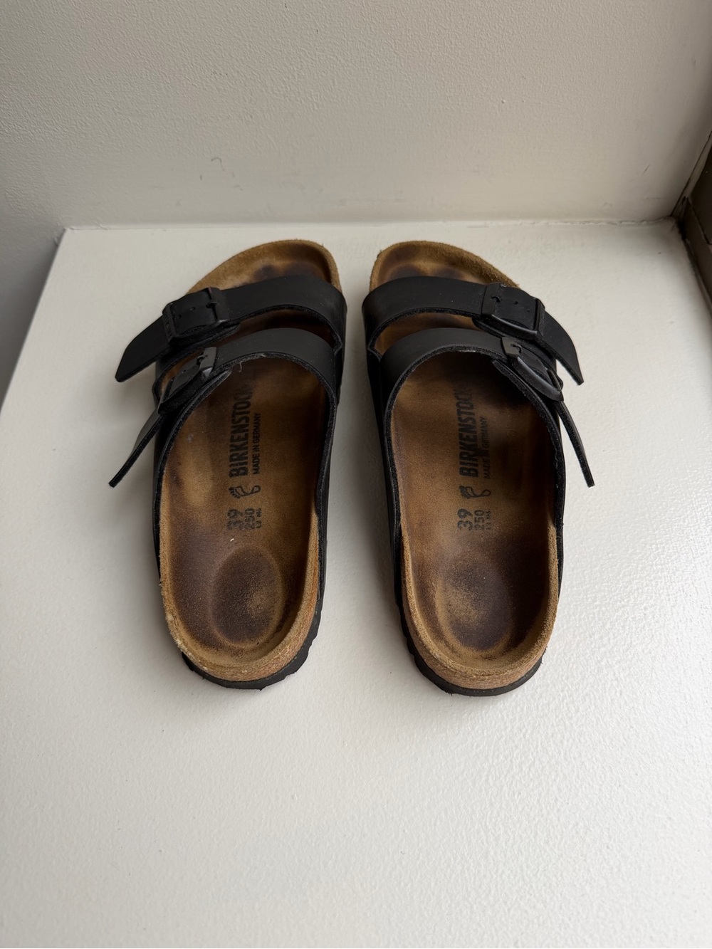 Birkenstock Black Arizona Leather Sandals (unisex) - Picture 3 of 5